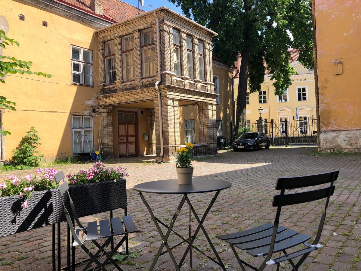 Old Town - Kohtu Apartment Tallinn Exteriör bild